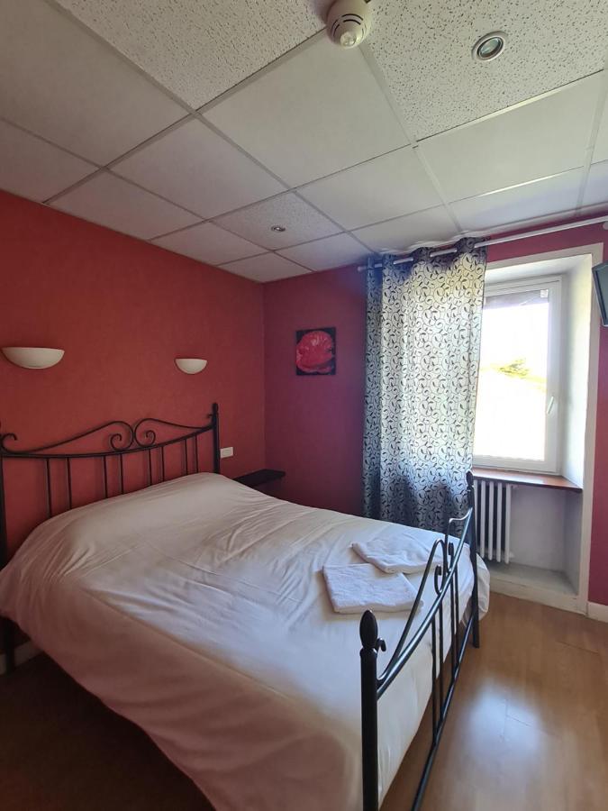 Hotel Des Cevennes Mezilhac Екстериор снимка